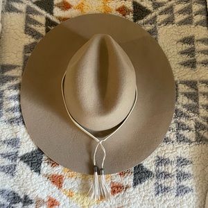 Gigi Pip Emma Wide Brim Fedora Sz 55